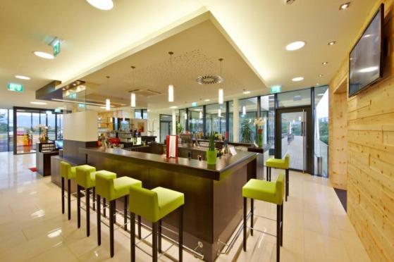 Mt Hotel Zeltweg Zewnętrze zdjęcie
