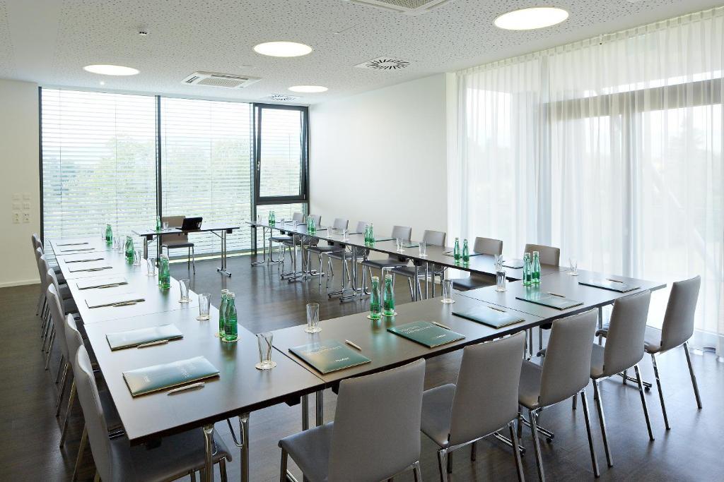 Mt Hotel Zeltweg Zewnętrze zdjęcie